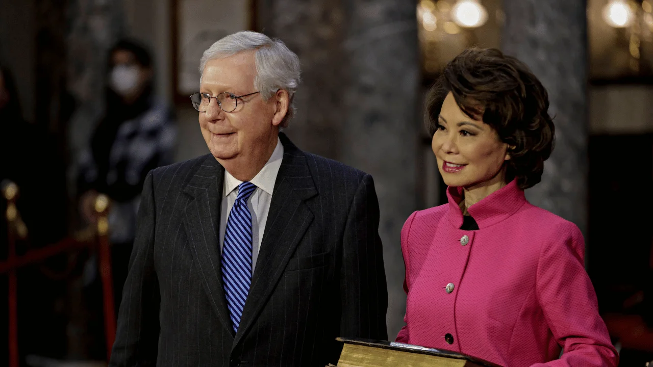 Elaine Chao's post made no mention of Mitch McConnell's health.