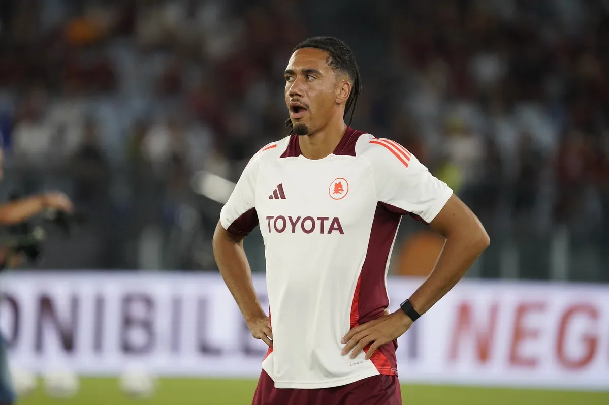 FC Porto Signs Chris Smalling: A Veteran Defender Joins the Roster