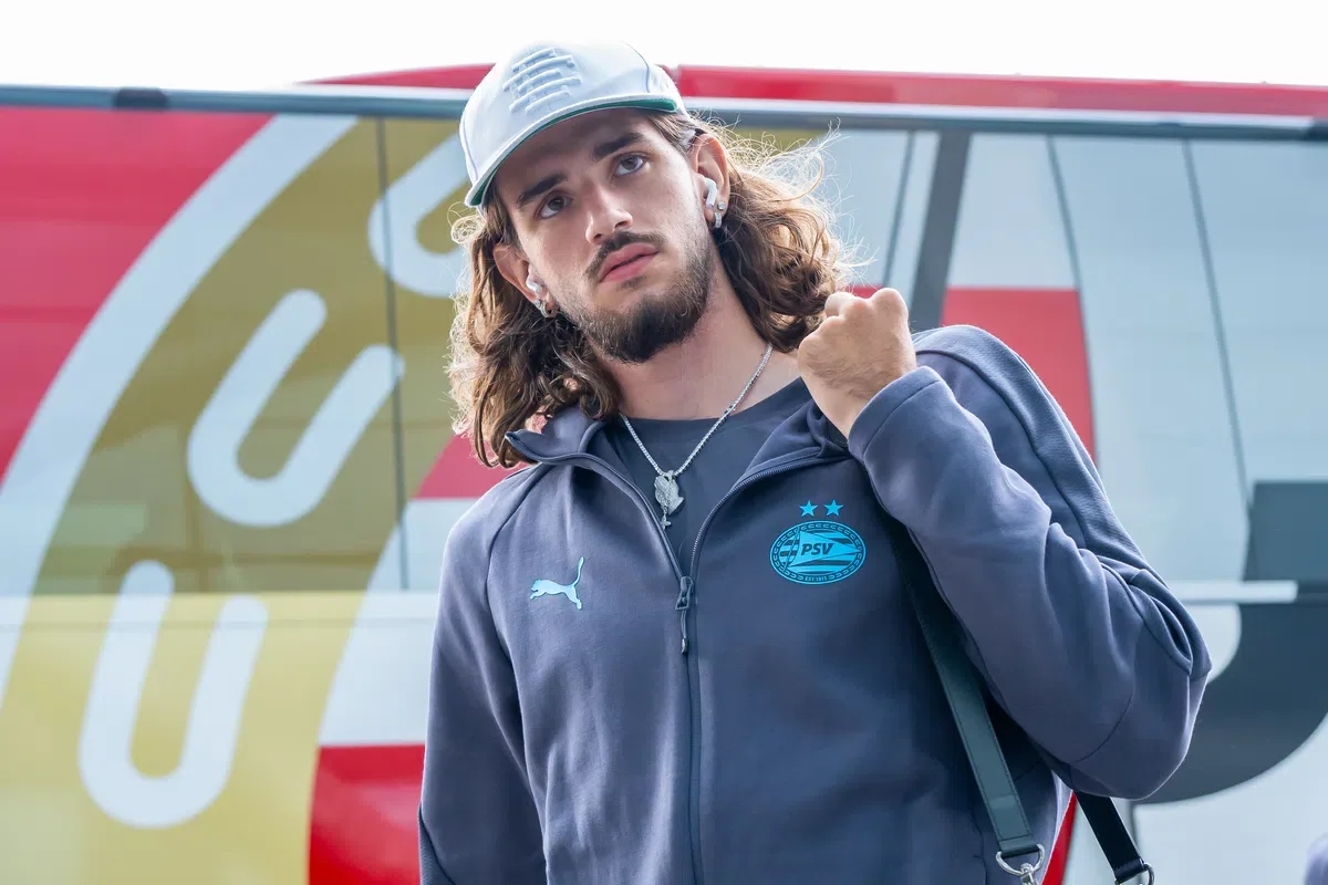 Yarek Gasiorowski Shines as Spain’s U21 Team Dominates Romania in Qualifier